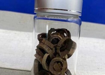 达拉干沉香8分沉水级甜甜圈