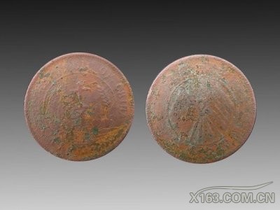 中华民国双旗币十文起拍价：130万 规格：直径：2.84cm--重：6.2g.jpg