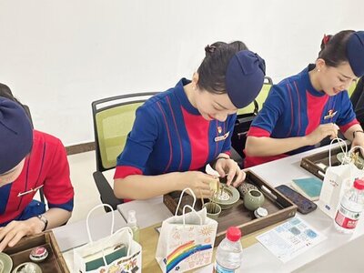 非遗香道邂逅万米客舱，千年雅韵融合服务之道