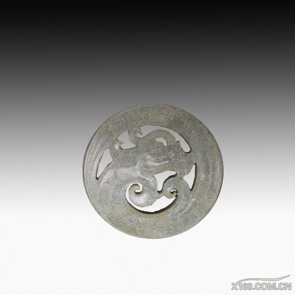 龙纹佩--直径：7cm--RMB：30万.jpg