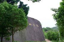“中国沉香之乡”广东电白：家庭主妇变主播 沉香化身“金钥匙”