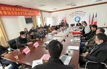 地方志专家组一行调研电白伽楠沉香历史文化