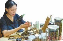 电白沉香原料首单出口沙特 谋划建设沉香（跨境）交易平台