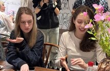 体验香牌制作技艺 非遗文化绽放国际魅力